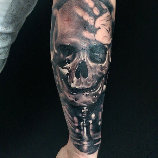Skull by Robert